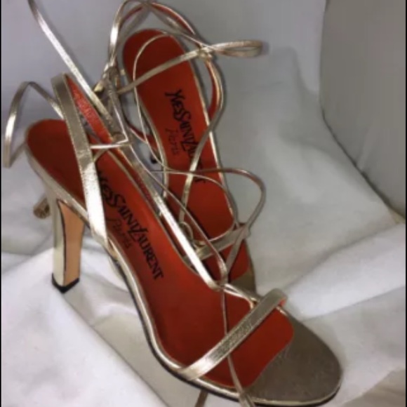 Yves Saint Laurent Shoes - Yes Saint Laurent Vintage heels size 6 1/2 chic!😘